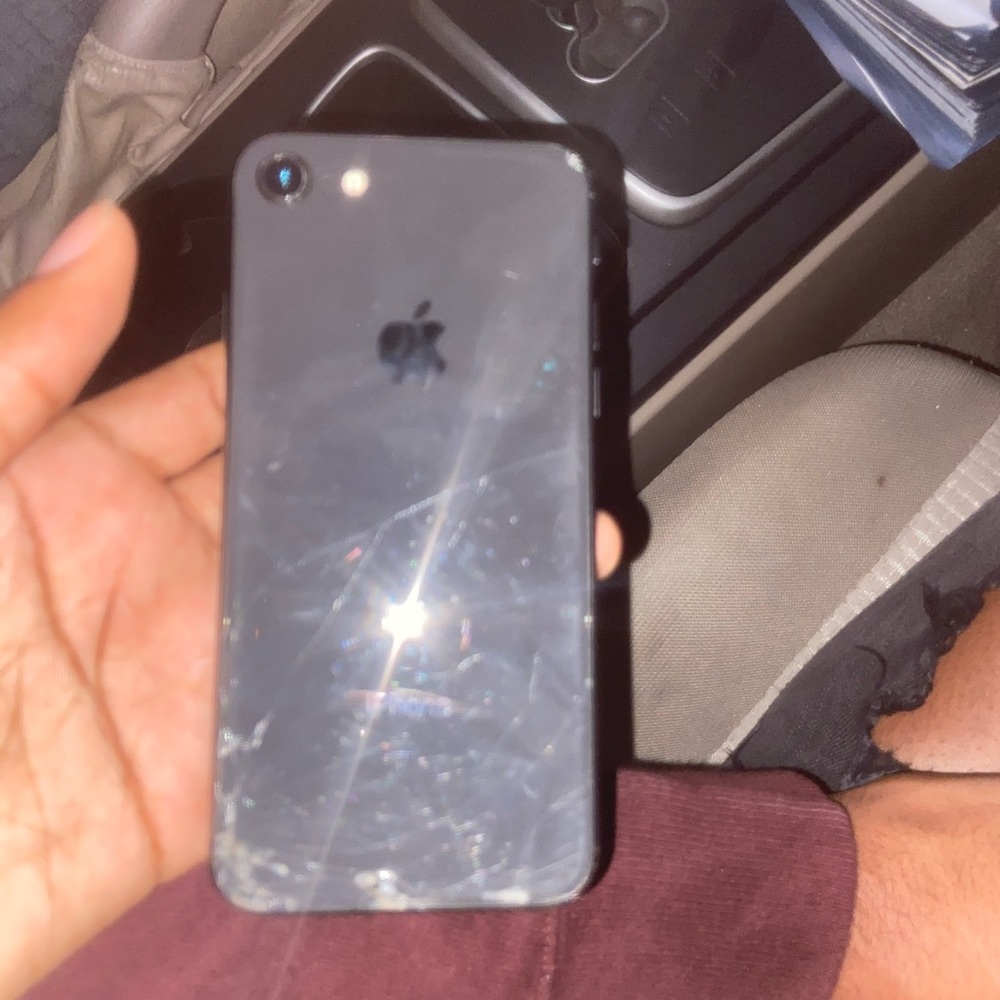 iPhone 8